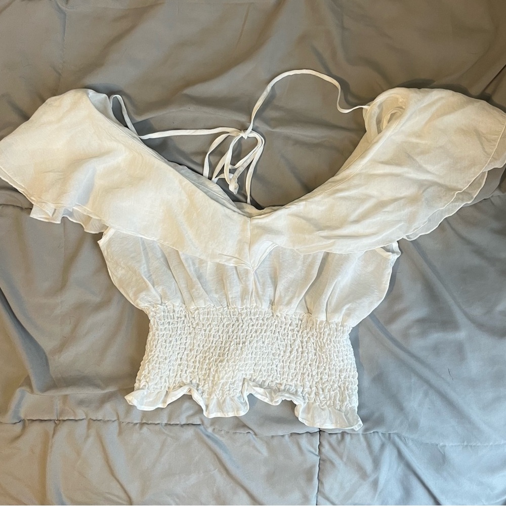 H&M Small White Ruffled Top - Picture 3 of 4